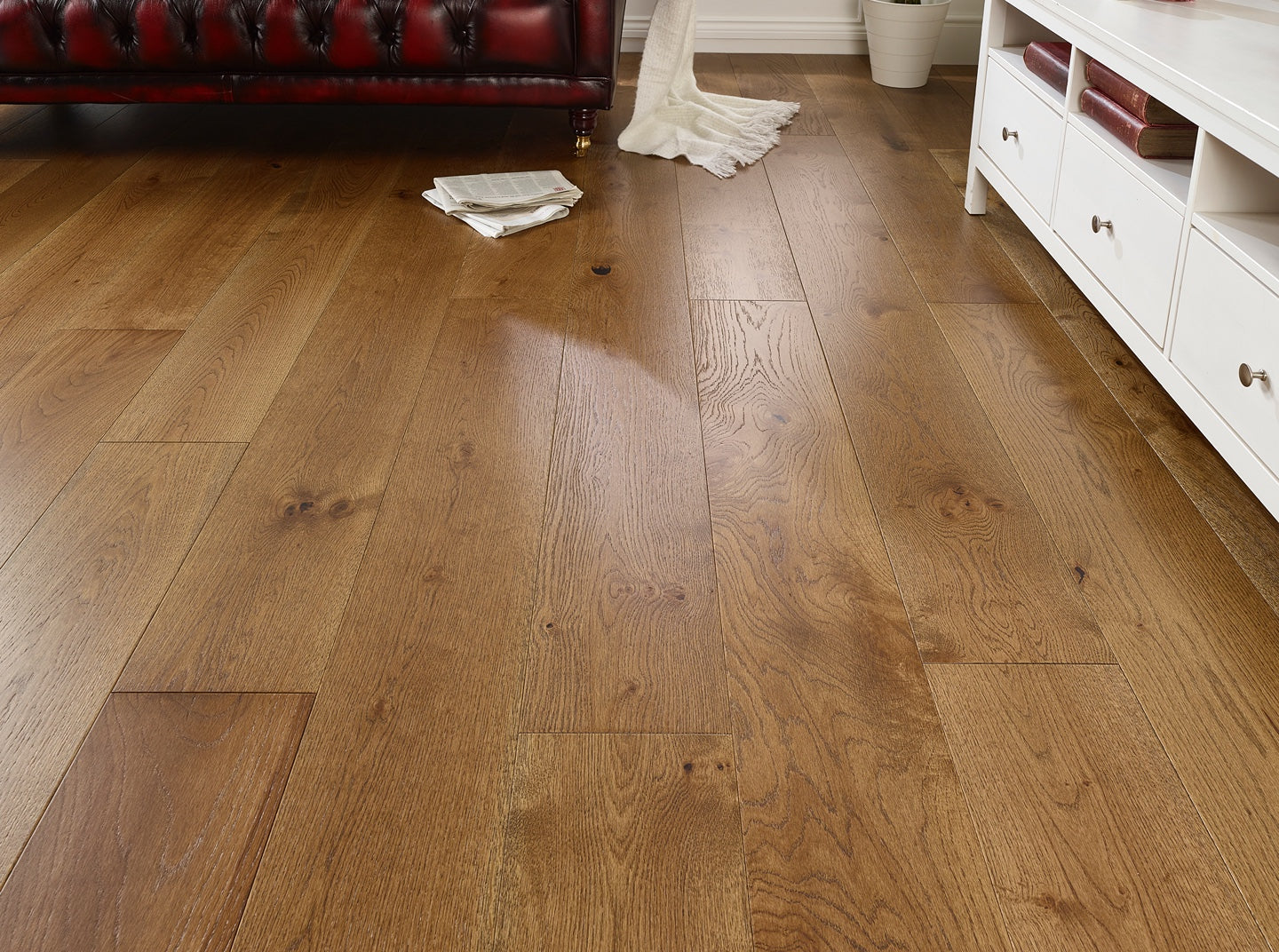 Cognac brushed and lacquered engineered wood flooring with rustic oak look, Porcelain Wall And Floor Tiles style