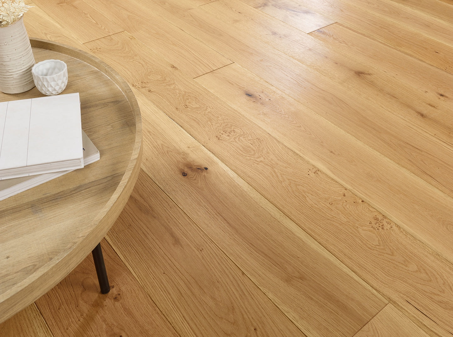 Natural brushed and oiled oak engineered wood flooring wide plank, Porcelain Wall And Floor Tiles look